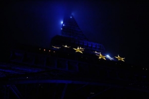 Po setmění - Eiffel v rouše evropském