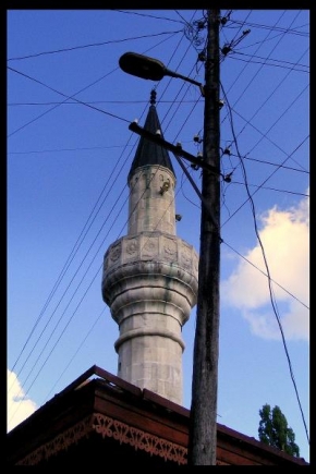 Architektura a památky - Minaret a krymský elektrovod