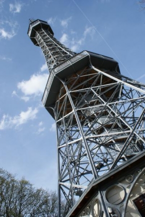 Architektura a památky - Petřínská věž
