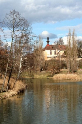 Alena Járová - Kostelíček u řeky