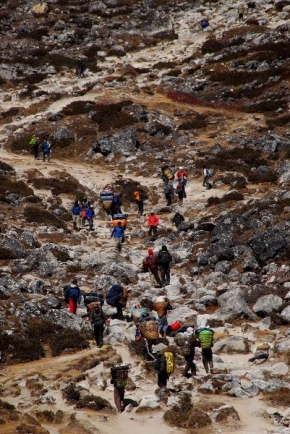 Fotograf roku na cestách 2009 - Zácpa na Everest