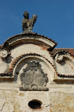 Detail v architektuře - Středověká sýpka - Osenice