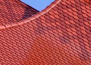Detail v architektuře - Střecha z perníku