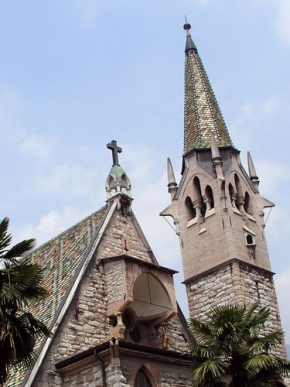 Detail v architektuře - Kostel v Arcu