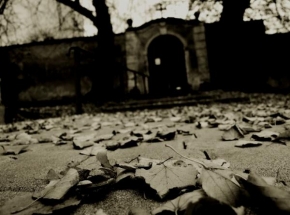 Černobílá poezie - Za soumraku před hřbitovem