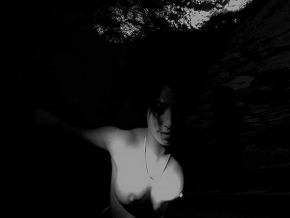 Černobílá poezie - Pod vodou