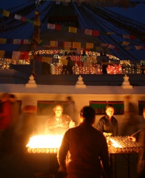 Večer a noc ve fotografii - Fotograf roku - kreativita - Baudha stupa