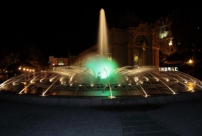 Dlouhé noci a život po setmění - Zpívající fontána v Mariánských Lázní