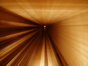 Barevná abstrakce - Světlo na konci tunelu