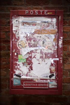 Na ulici - Poštovní schránka