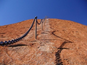 Krajina stvořená člověkem - Uluru