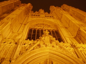 Večer a noc ve fotografii - Noční katedrála