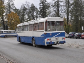 Martina Dvorackova - Autobus