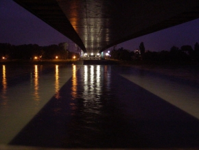 Večer a noc ve fotografii - Spod Nového mosta