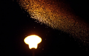 Večer a noc ve fotografii - Pouliční lampa