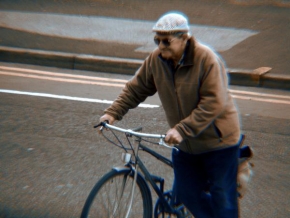 Na ulici - Pán na kole