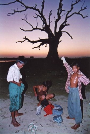 Jan Košťál - Rychle do suchého, Myanmar