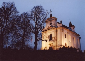 Večer a noc ve fotografii - Kostel sv. Jana