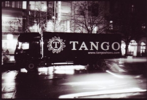 Večer a noc ve fotografii - Tango