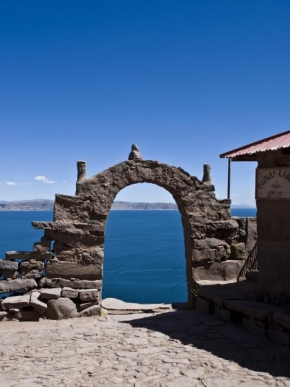 Vojtěch Nedorost - Ostrov Tequila, Jezero Titicaca, Peru