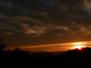 Dan Liška - Západ slunce nad Kamenickými hory