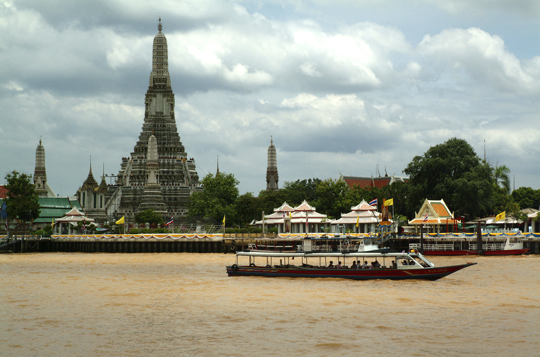 Wat Arun,  Chram usvitu