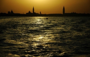Radek Kramosil - Západ slunce nad Benátkami