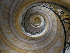 Interiér - kláštorné schody