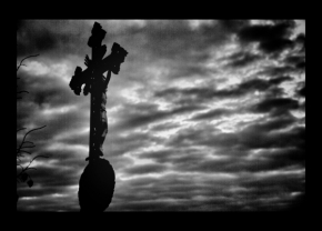 Černobílá fotografie - Kříž
