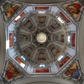 Interiér - Salzburgsky Dom