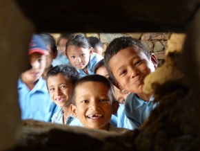 Fotograf roku na cestách 2012 - Nepálští rošťáci