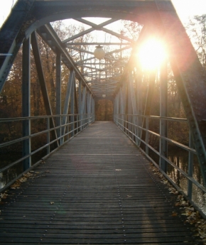 Chodím ulicí - Most přes minulost