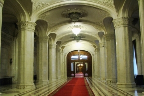 Ľubica Janecová - Ceausescu palace in Bucharest