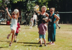 Dětské radosti - Piknik v Great Woolstead