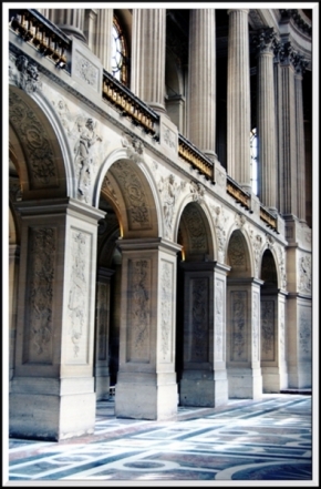 Interiér - Kaple ve Versailles