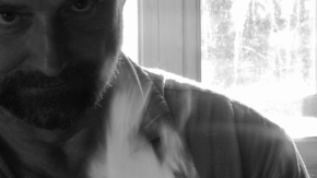 Černobílá fotografie - Kouř