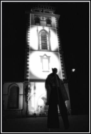 Černobílá fotografie - Věž