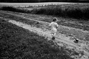 Černobílá fotografie - venkov - on the road