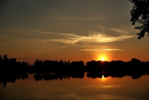 Fotíme oblohu - západ slunce na rybách