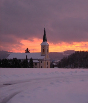 Zimní podvečer - Zimní kostelík