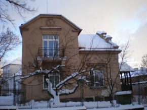 Klára Chvátalová - Krasný, starý, kouzelný to dům. . .