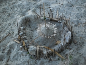 Objekt v krajině - hrad z písku 