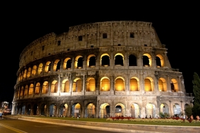 Objekt v krajině - Nočné Koloseum 