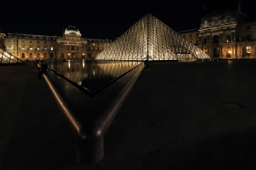 Milan Říha - Na návštěvě v Louvre