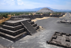 Historické objekty - Teotihuacan