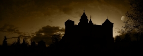Historické objekty - Bojnice castle panorama Under a violet moon