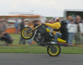 René Spůra - Wheelie- 200 km/h
