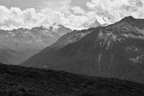Černobílý svět - Vrcholky Alp
