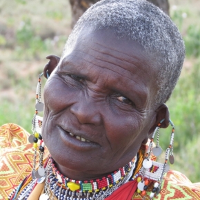 Fotograf roku na cestách 2014 - masajská žena- Keňa