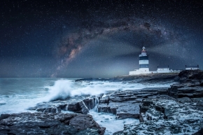 Krajina stínů a hvězd - Fotograf roku - Kreativita - II.kolo - Hook Lighthouse